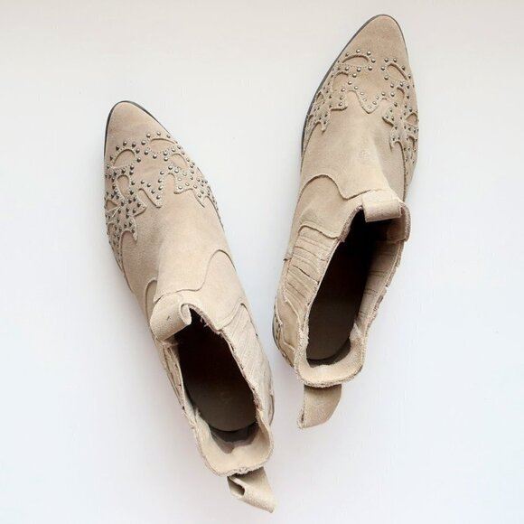 Matisse x Amuse Society Beige Suede Leather Studded Western Ankle Boots Booties - Picture 15 of 16